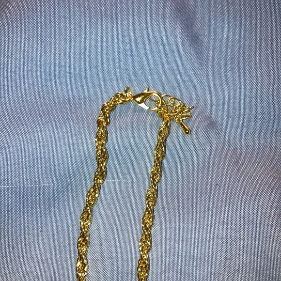 Pittsburgh Steelers world championship Gold-Tone Crystal Pendant Necklace - Picture 3 of 4